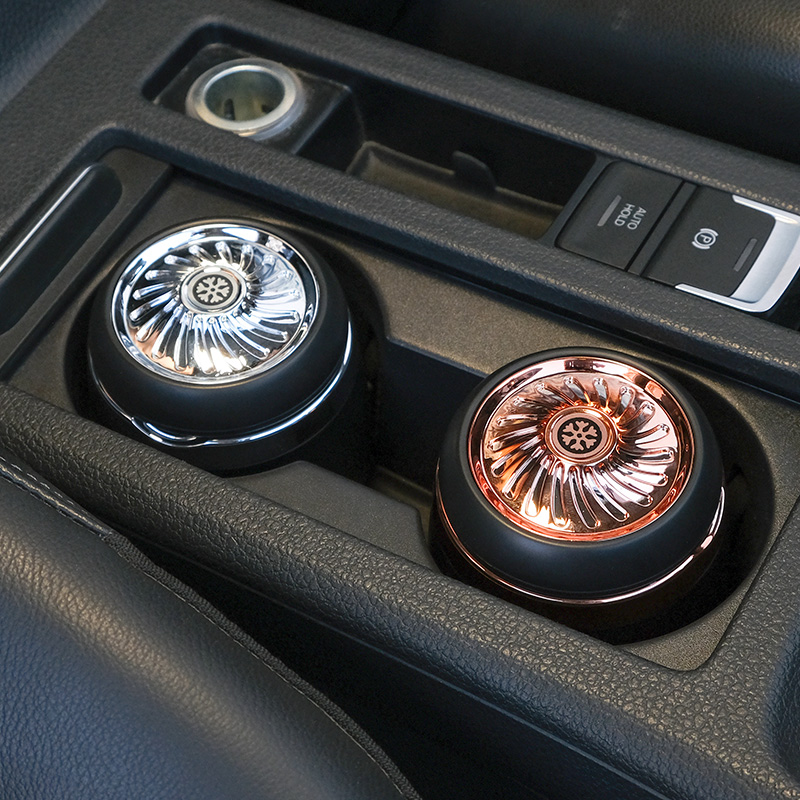 N18 Universal Mini Car Ashtray with Lid